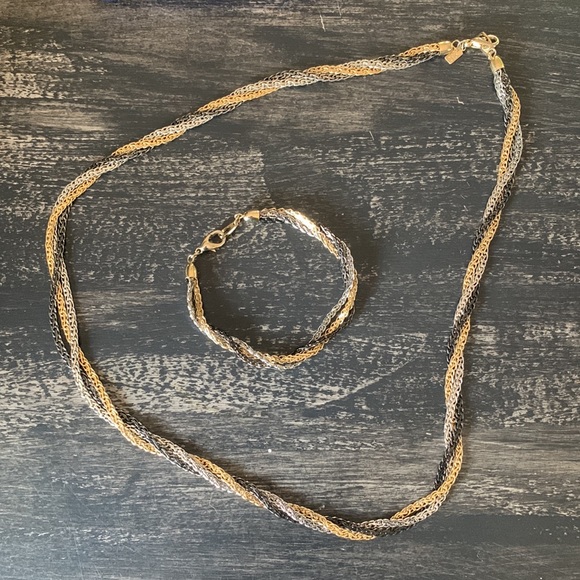 3 tone necklace and bracelet set - Picture 2 of 3